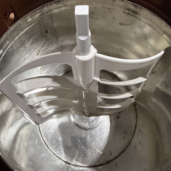 Vintage Richmond Cedar Works 5 Quart Electric Ice Cream Freezer Tested Works - Picture 10 of 12